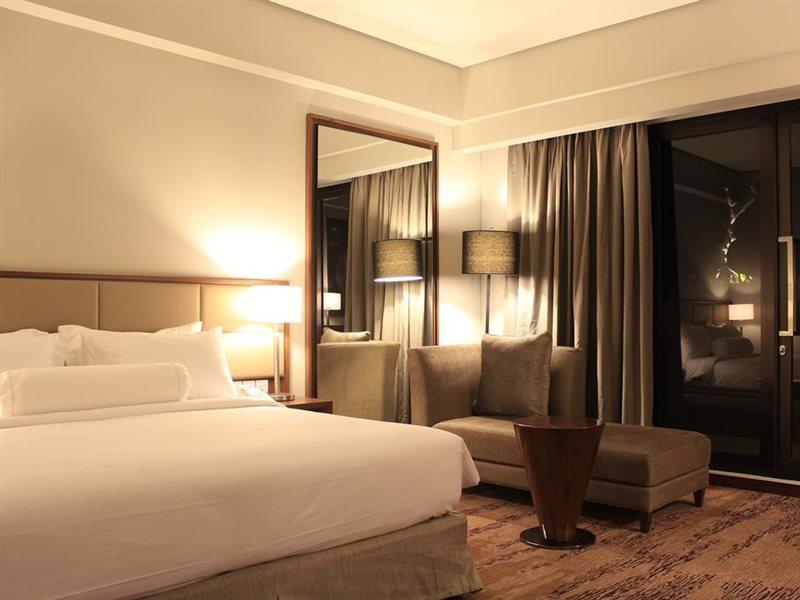 Hotel I Baloi Batam 4*
