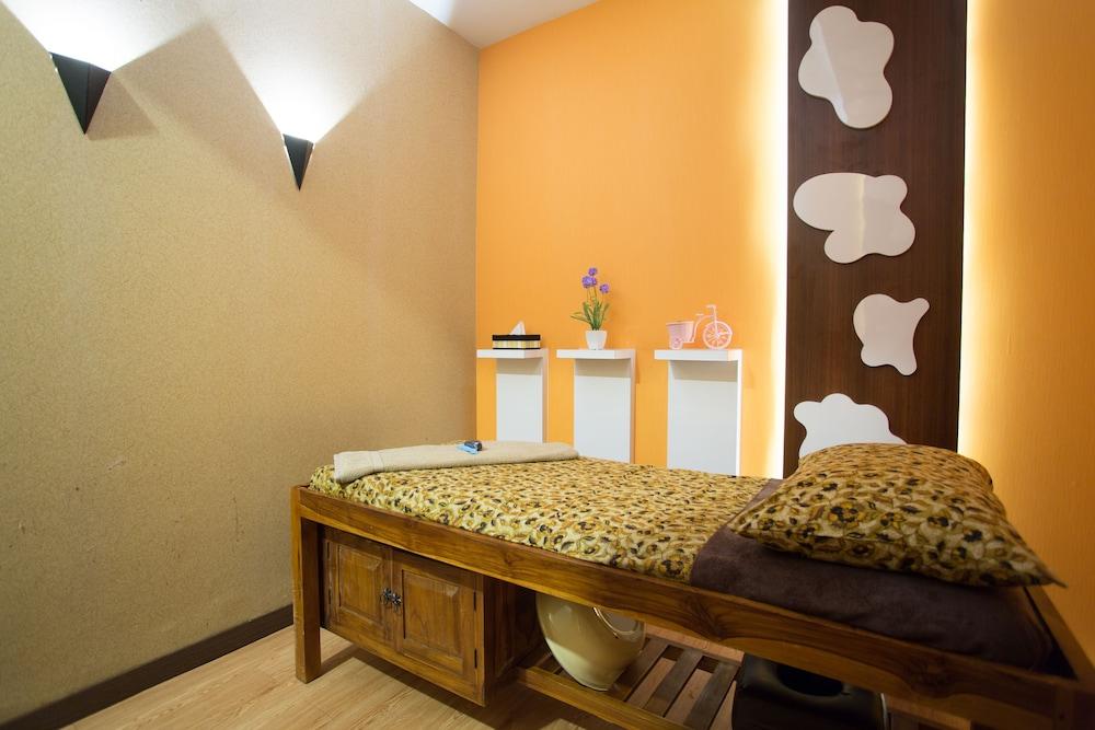 Hotel I Baloi Batam Nagoya